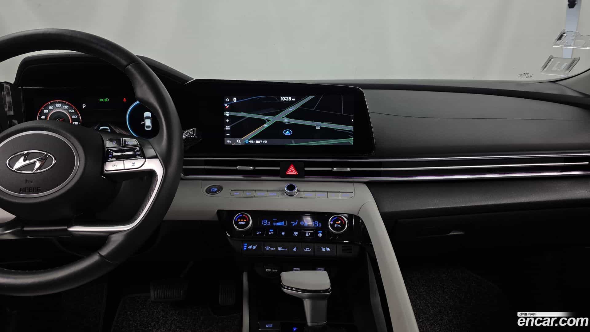 AVANTE Hyundai 2022.0-OPTION-018