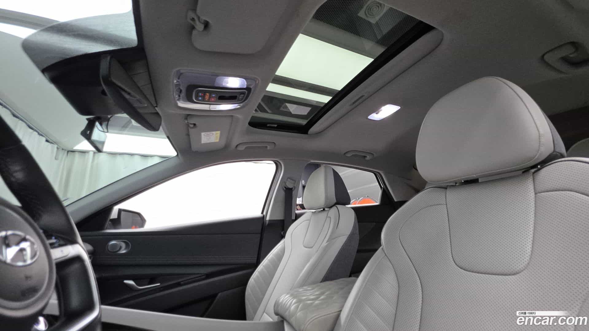 AVANTE Hyundai 2022.0-OPTION-022