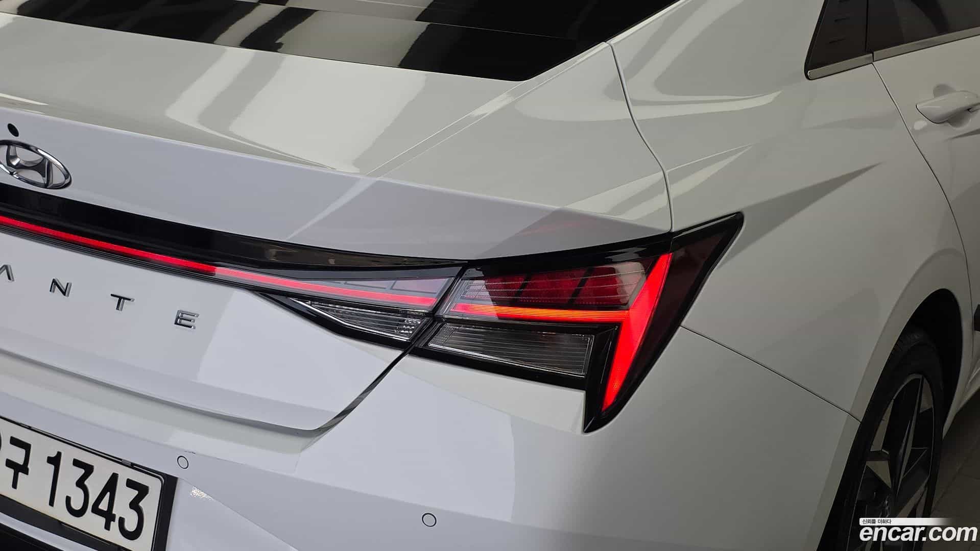 AVANTE Hyundai 2022.0-OUTER-033