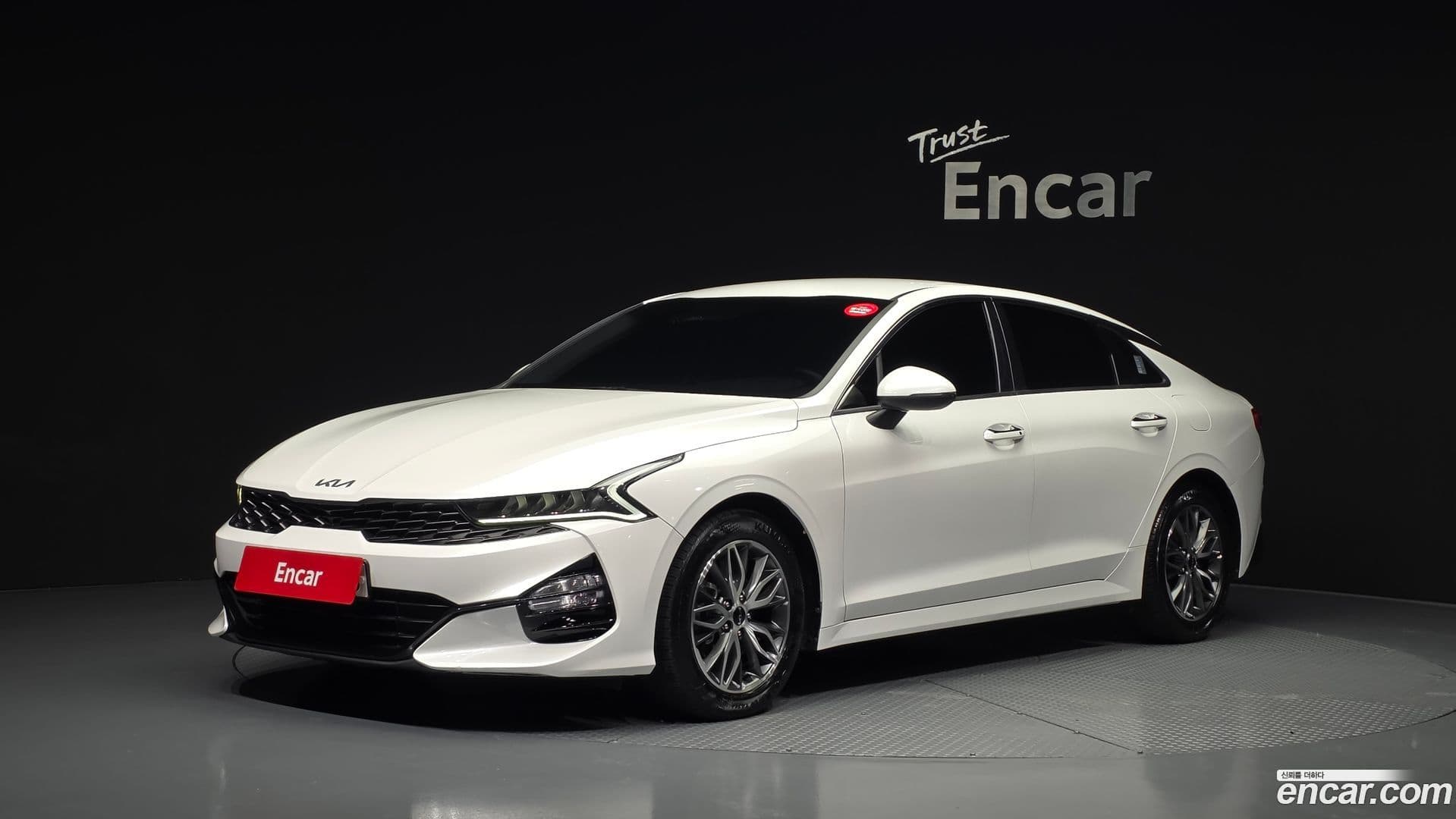 Main__Slider__Photo:K5 Kia 2022.6-0