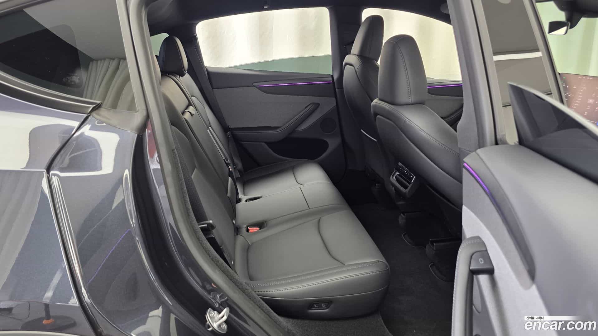 Model Y Tesla 2026.1-OPTION-016