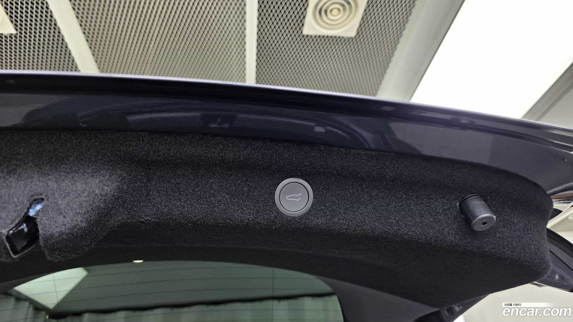 Model Y Tesla 2026.1-OPTION-040