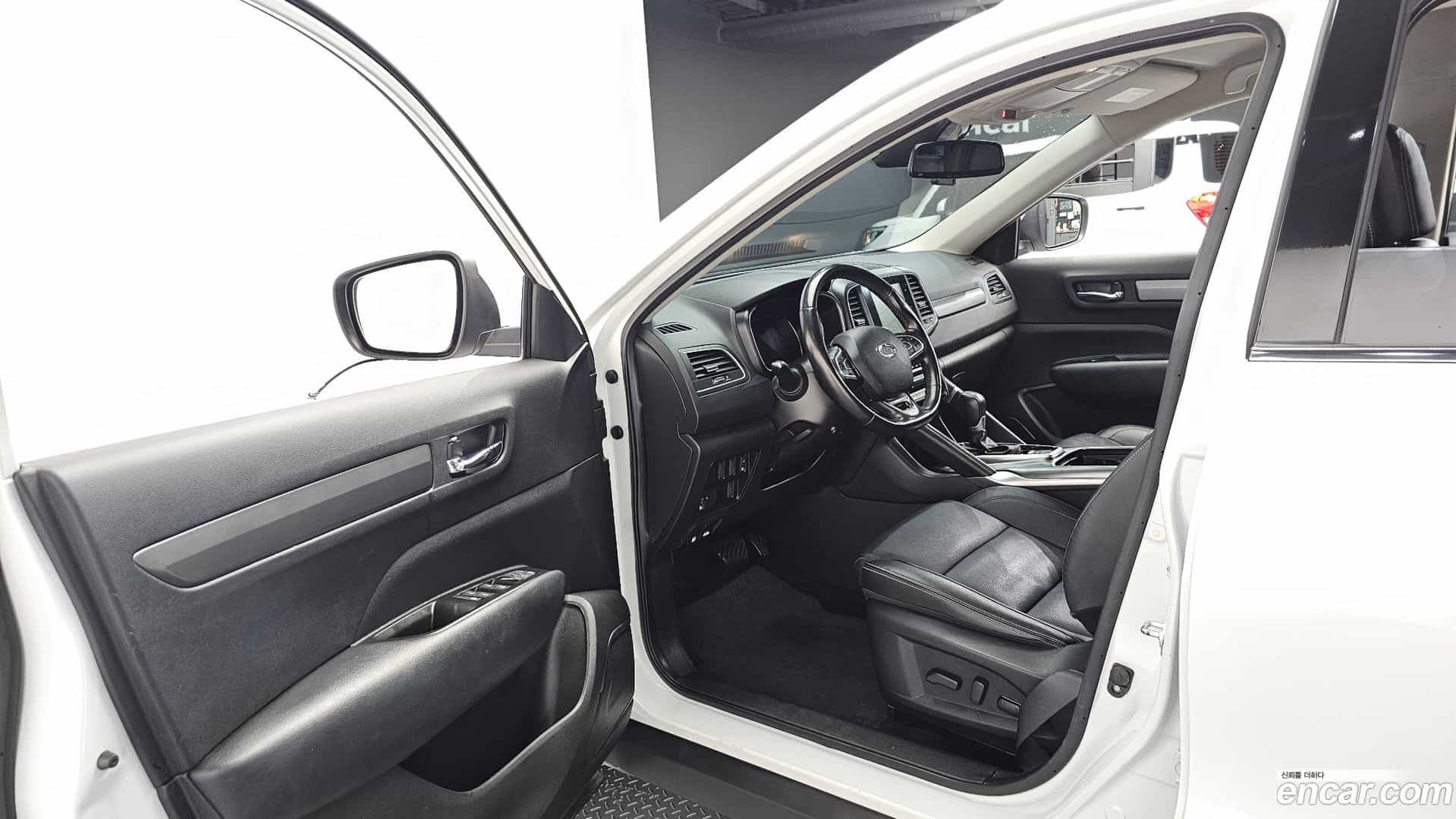 QM6 Renault Korea 2022.0-INNER-010