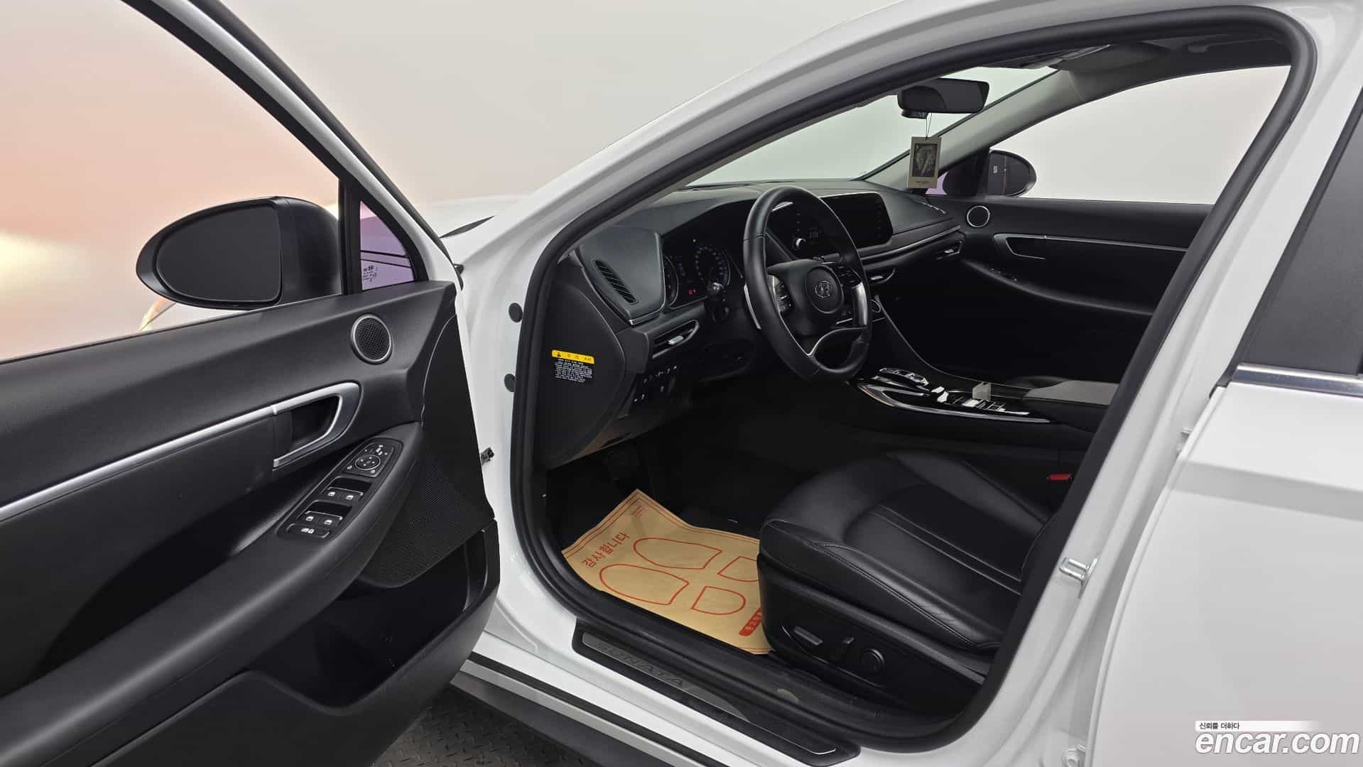 Sonata Hyundai 2019.3-INNER-010