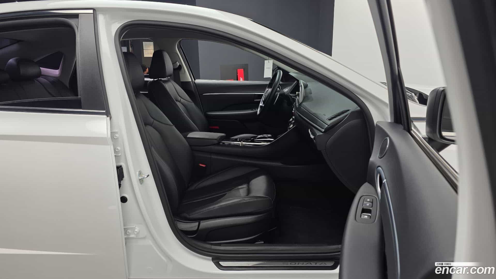 Sonata Hyundai 2019.3-INNER-036