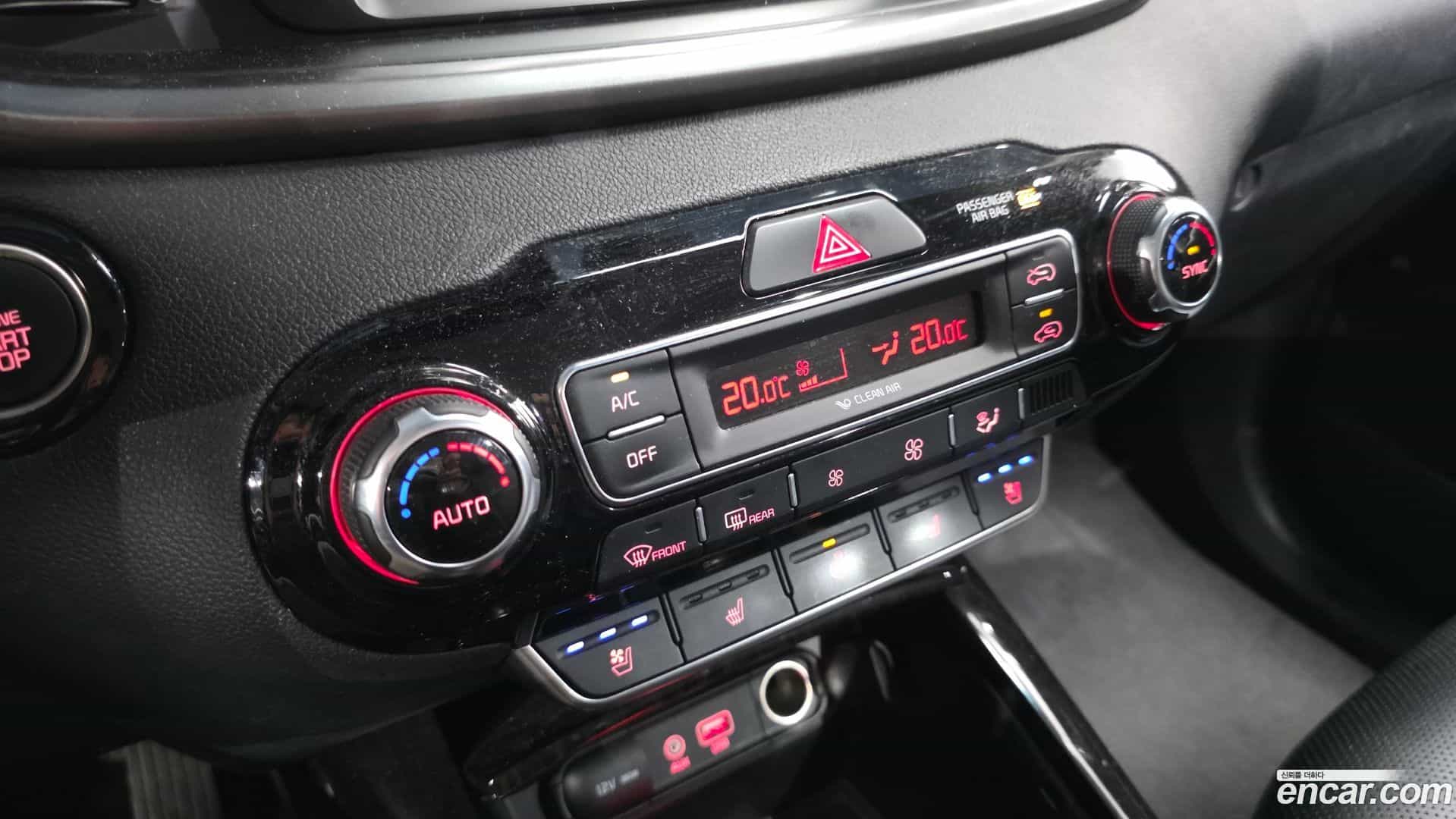 Sorento Kia 2017.8-OPTION-020