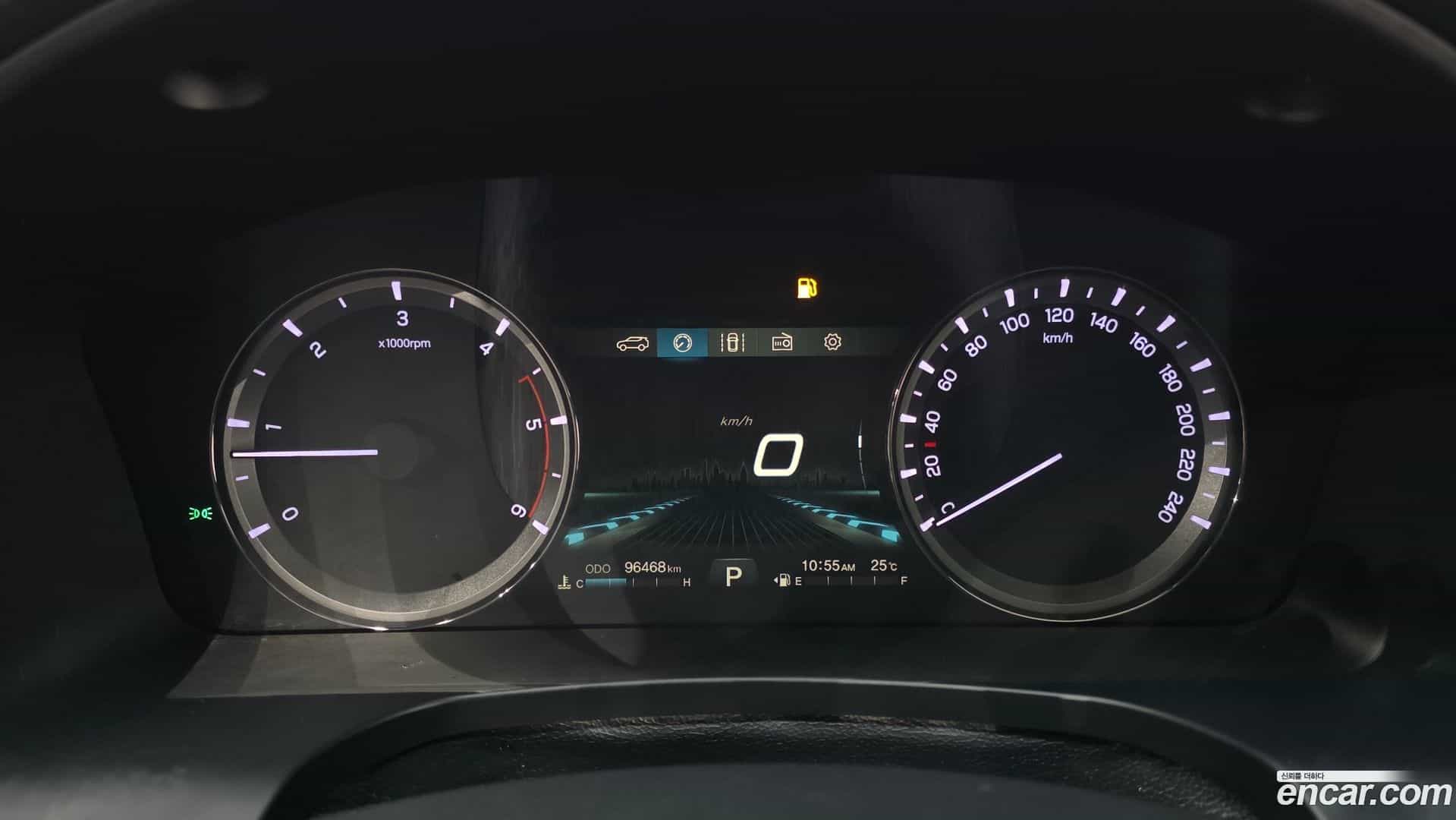 Rexton KG Mobility 2017.10-INNER-008