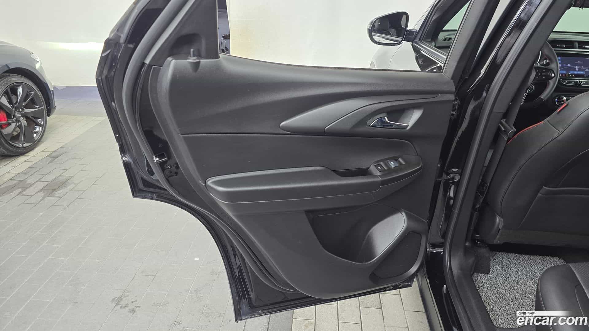 Trailblazer Chevrolet 2022.3-INNER-035