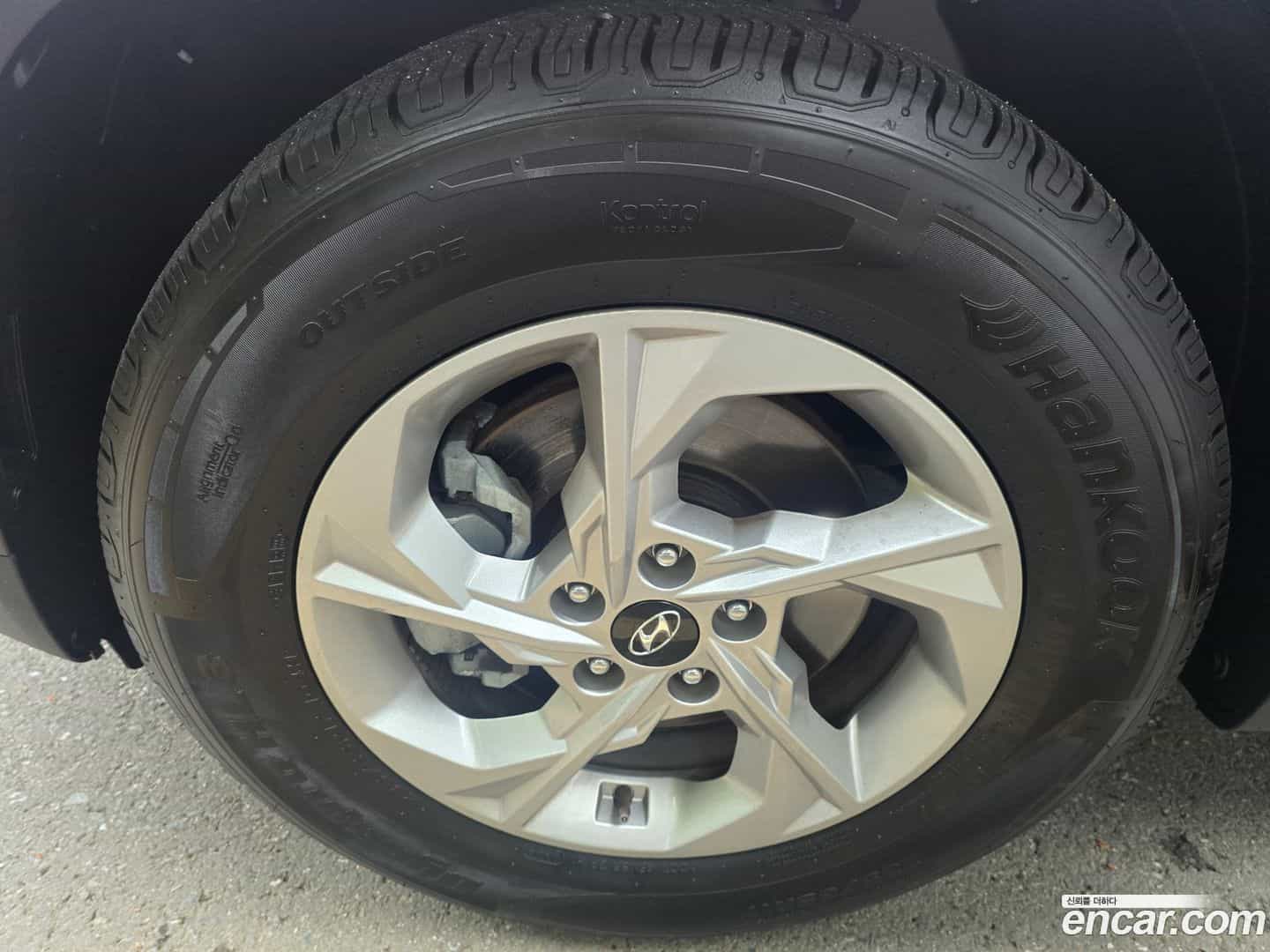 Tucson Hyundai 2022.6-OPTION-023