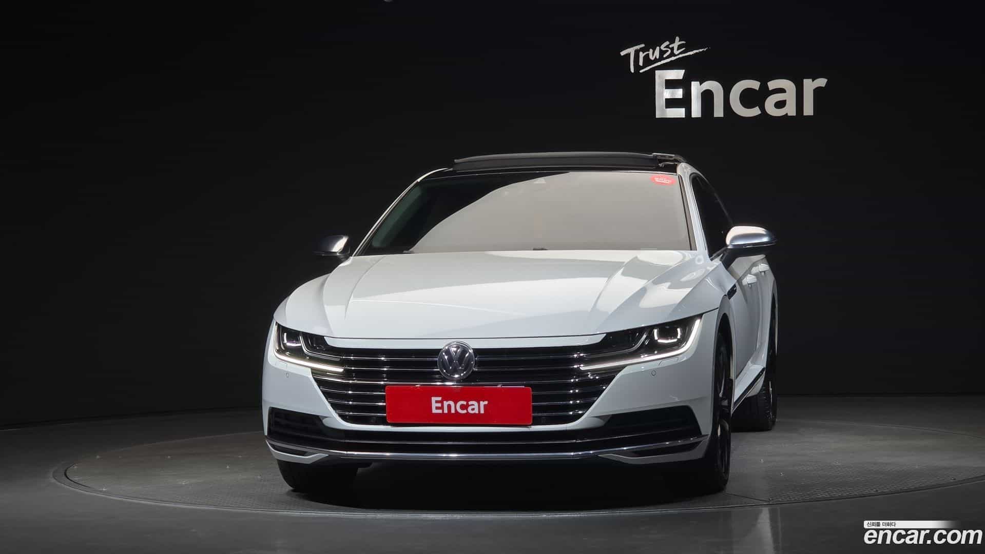 Arteon Volkswagen 2018.11-OUTER-003
