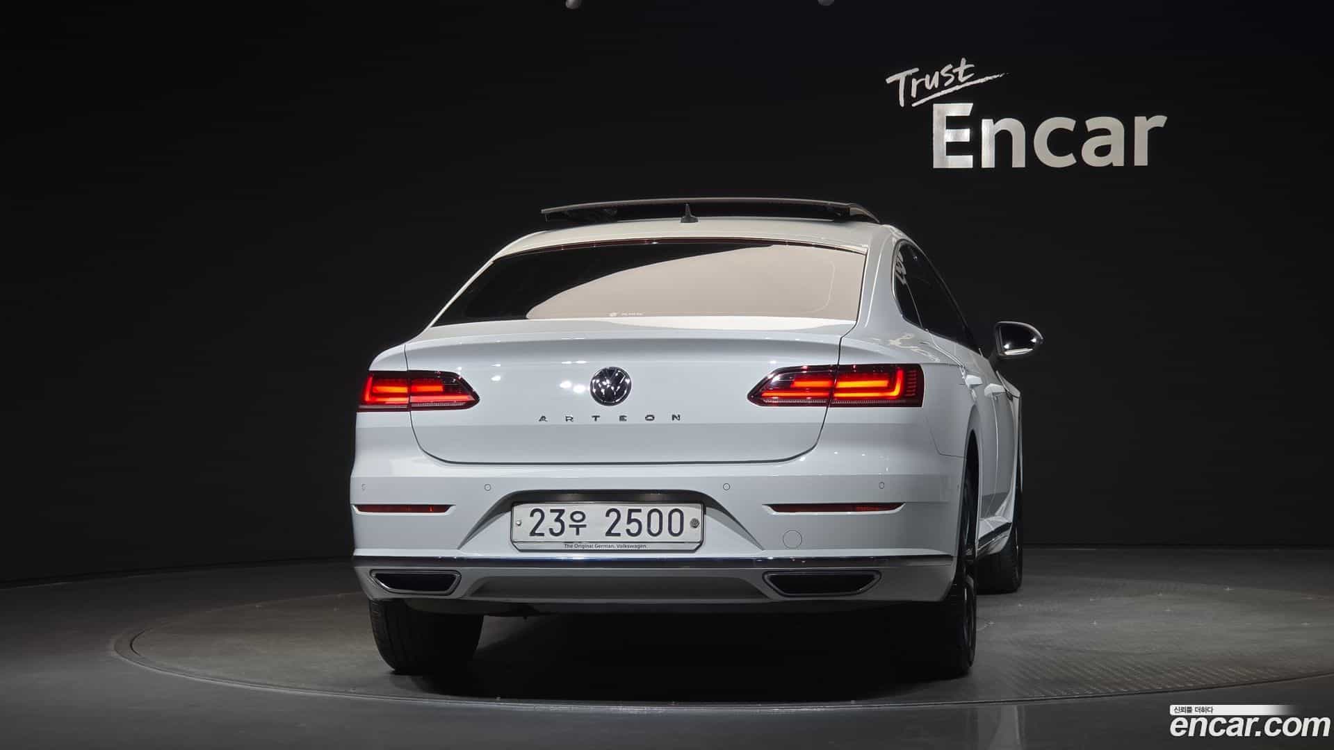 Arteon Volkswagen 2018.11-OUTER-004