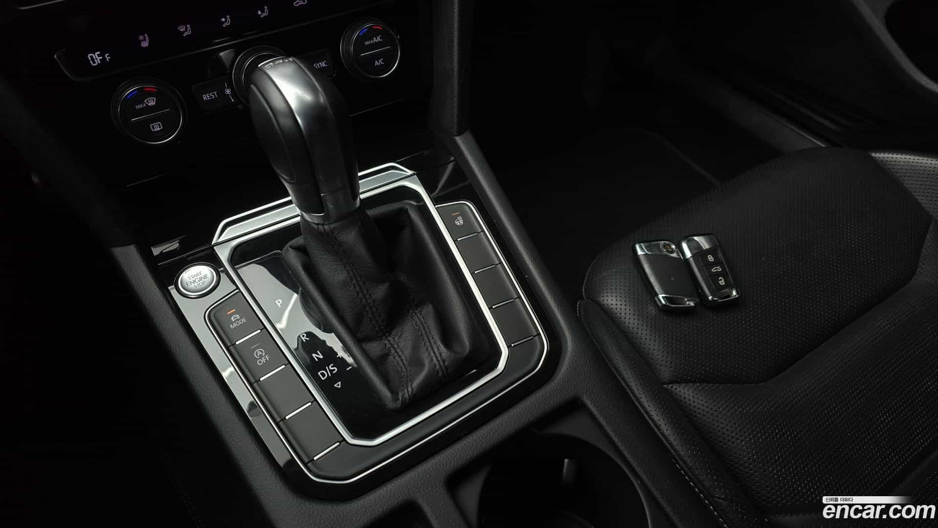 Arteon Volkswagen 2018.11-INNER-009