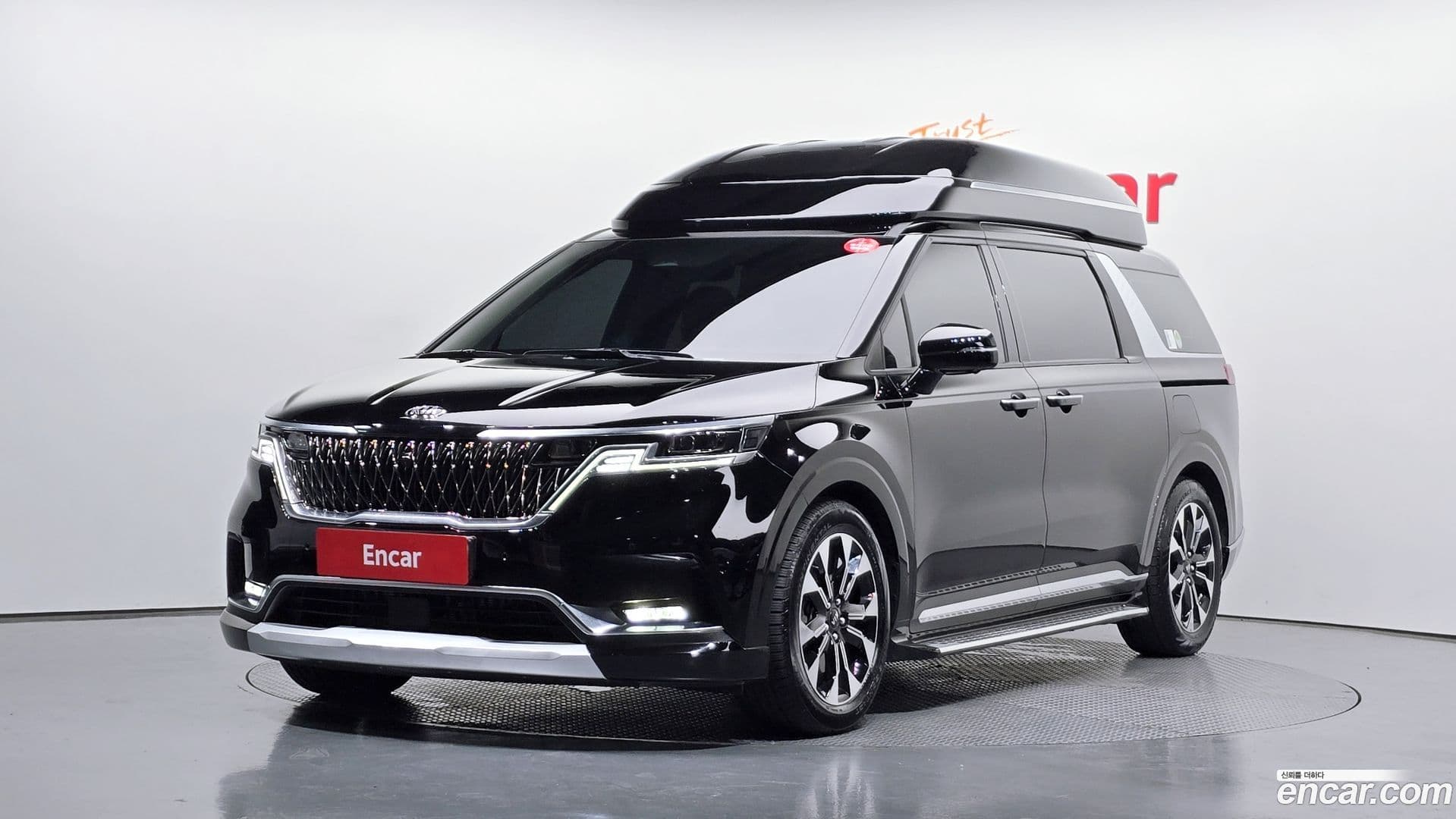 Main__Slider__Photo:Canival Kia 2021.3-0
