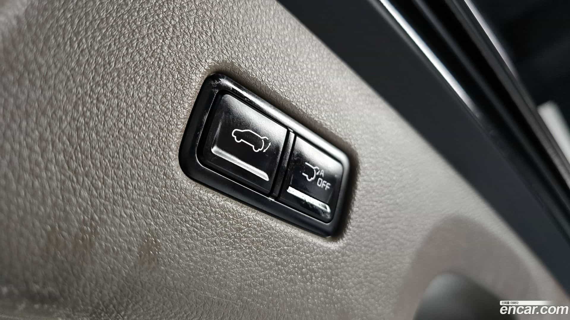 Canival Kia 2021.3-OPTION-024