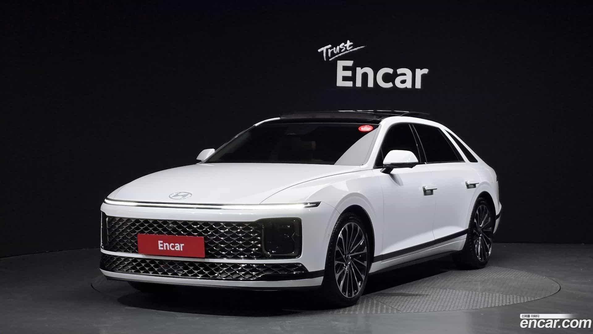 Grandeur Hyundai 2024.0-OUTER-001