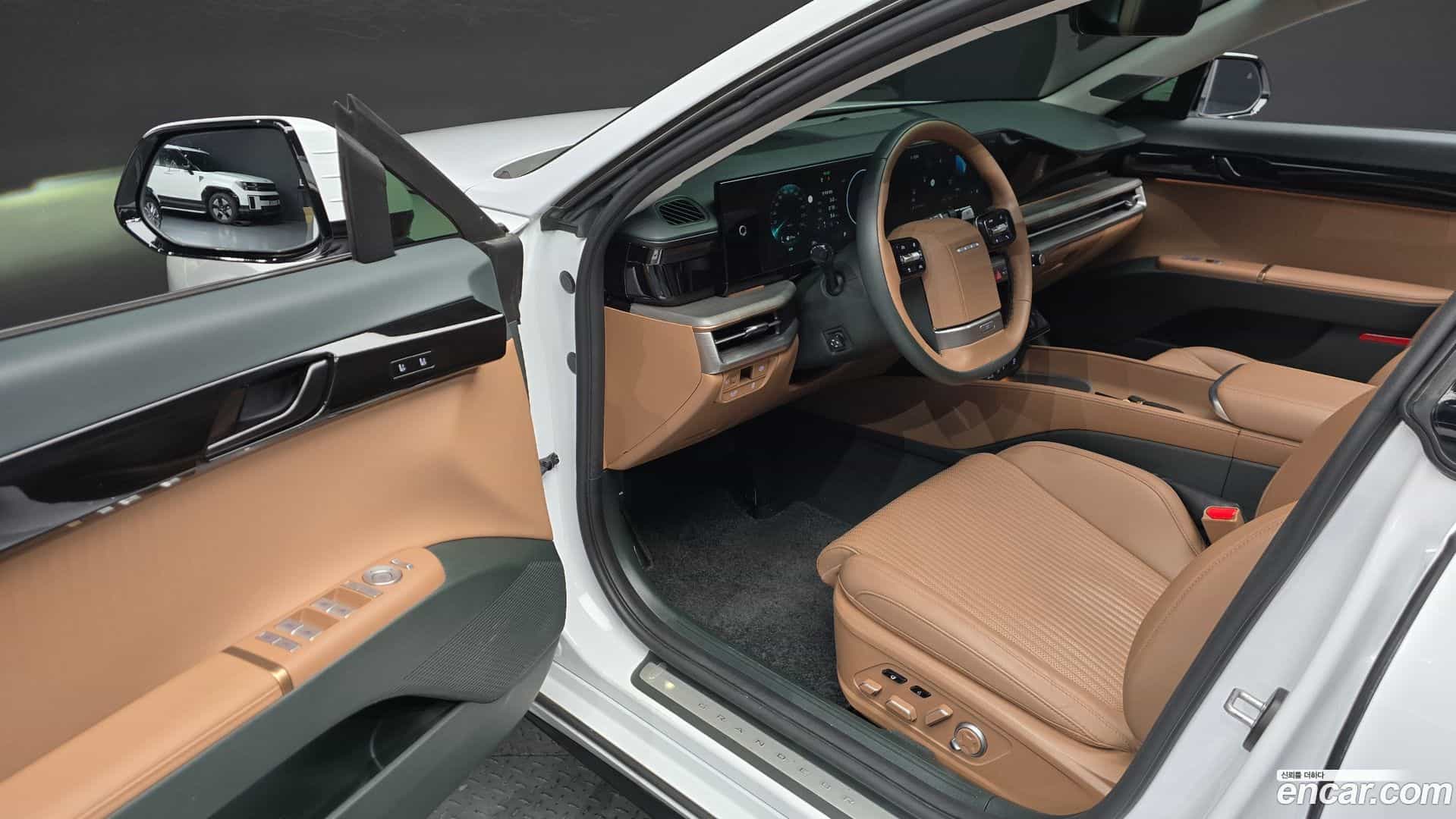 Grandeur Hyundai 2024.0-INNER-010