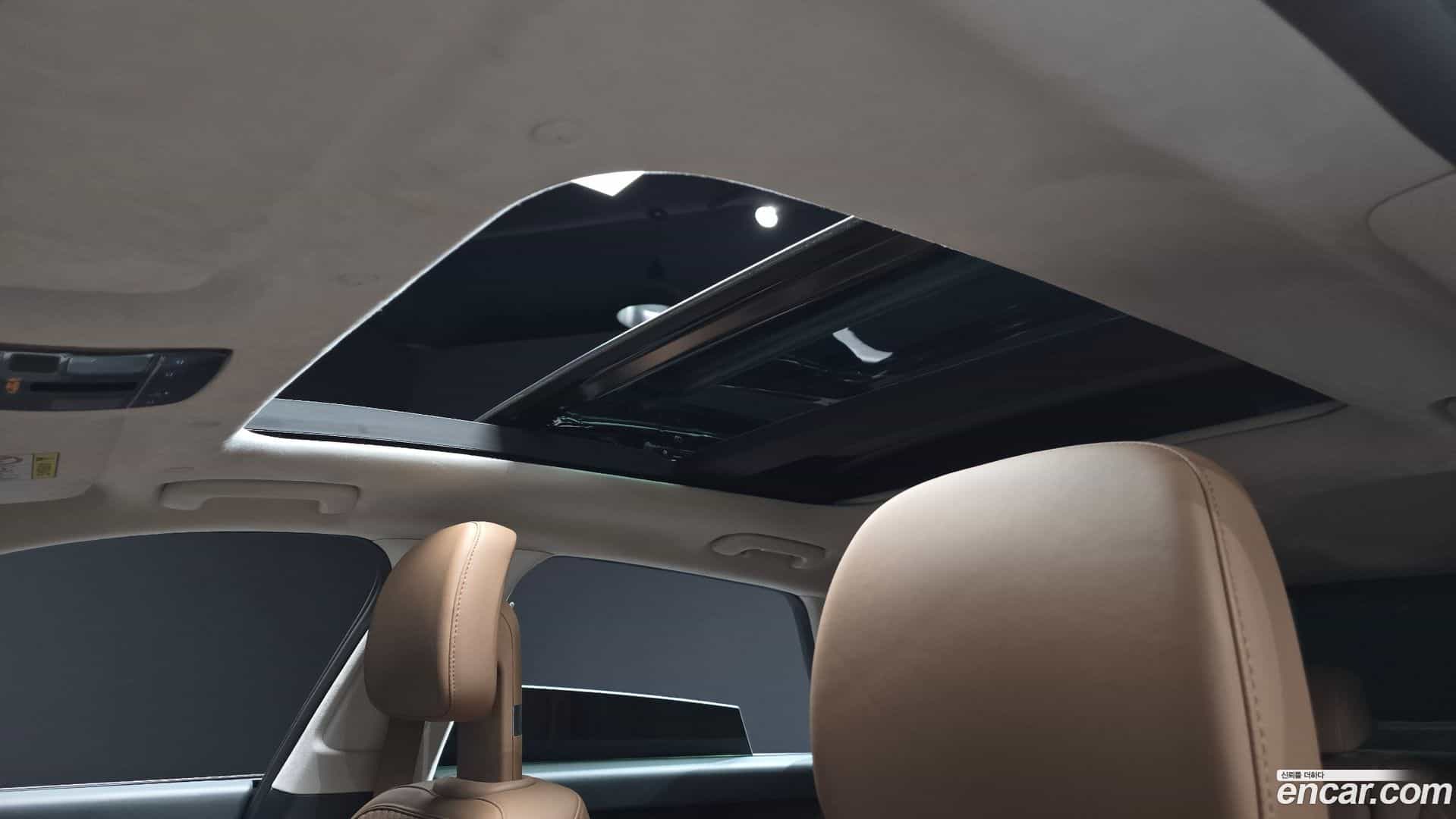 Grandeur Hyundai 2024.0-OPTION-023