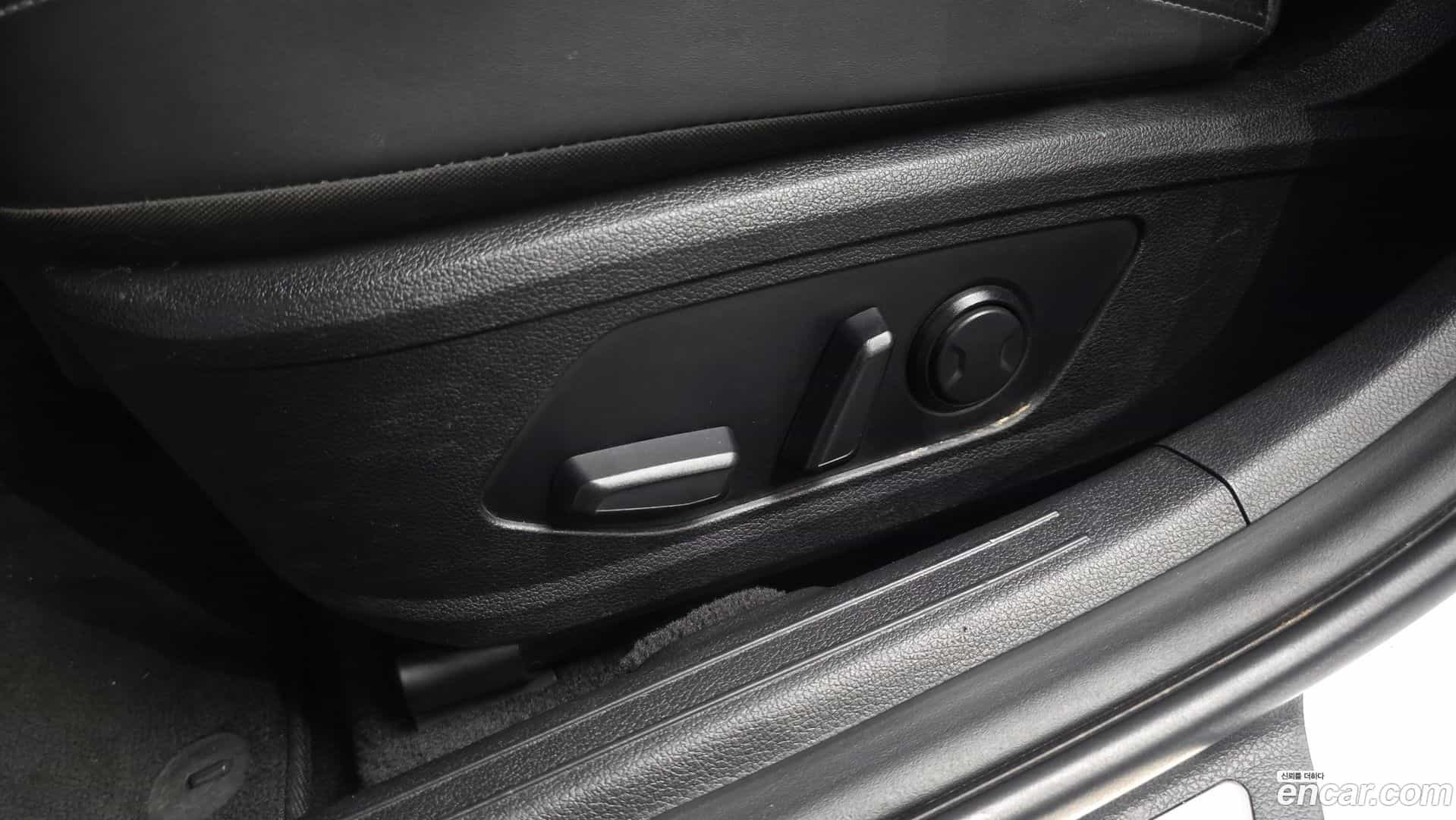 Sonata Hyundai 2019.5-OPTION-024