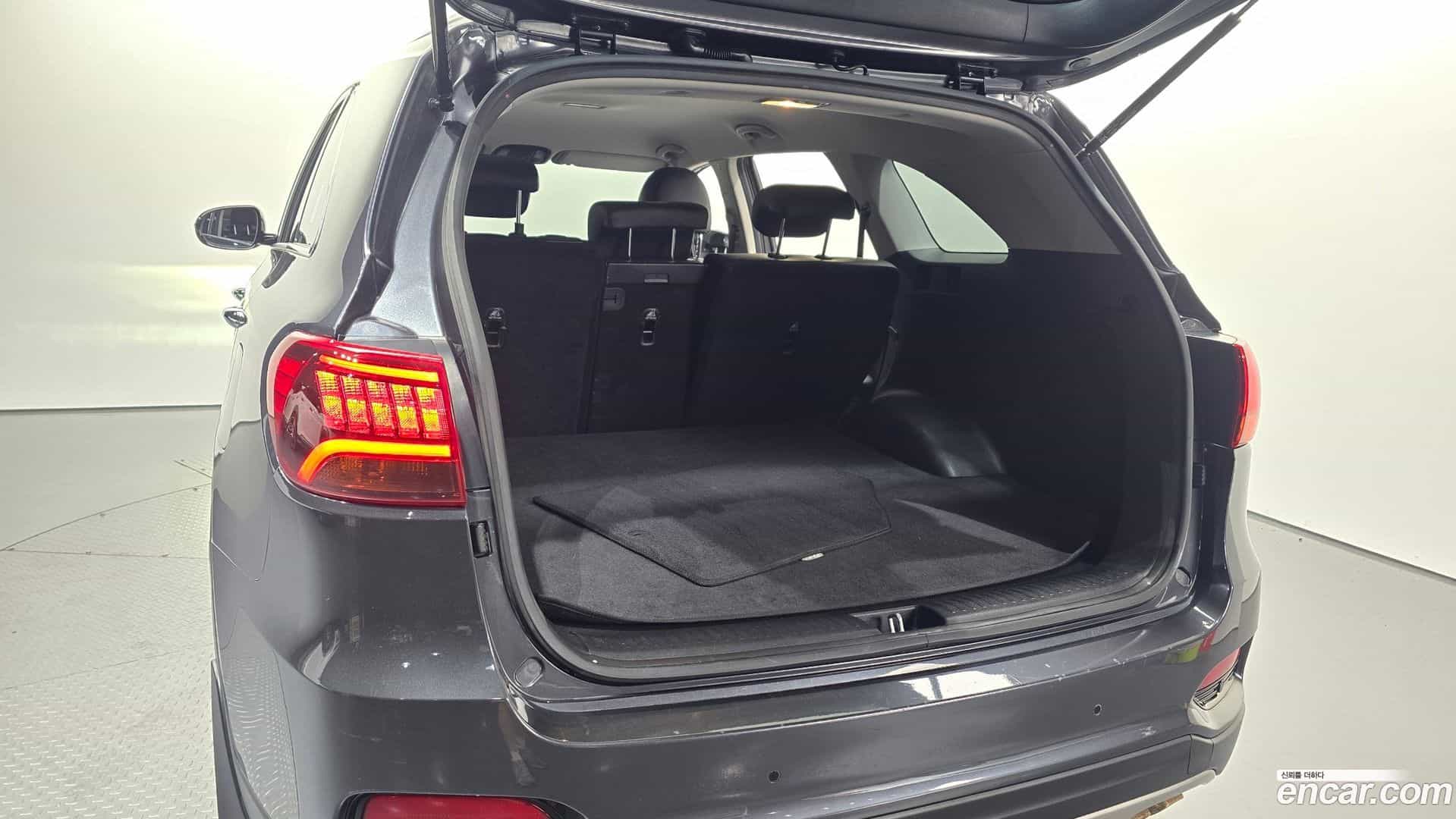 Sorento Kia 2019.2-OPTION-023