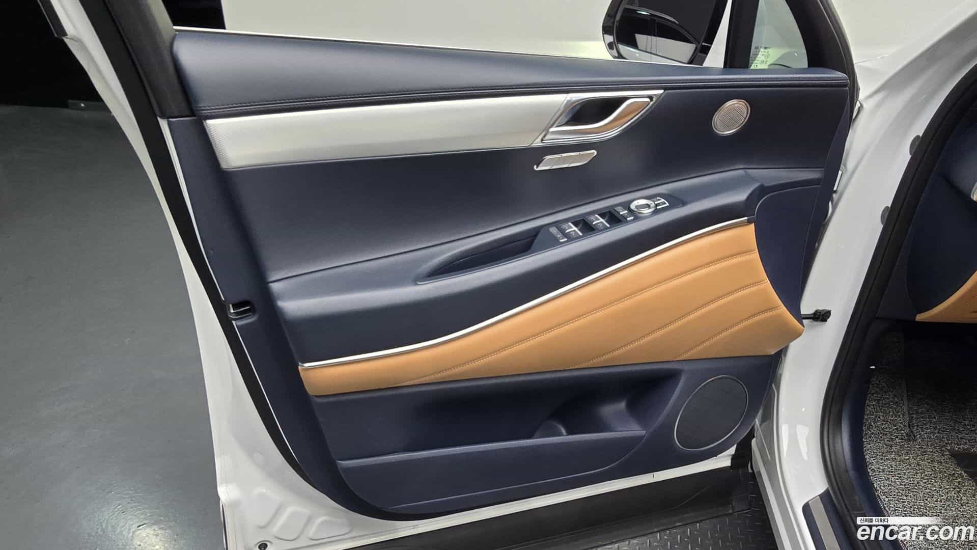 GV80 Genesis 2022.1-INNER-034