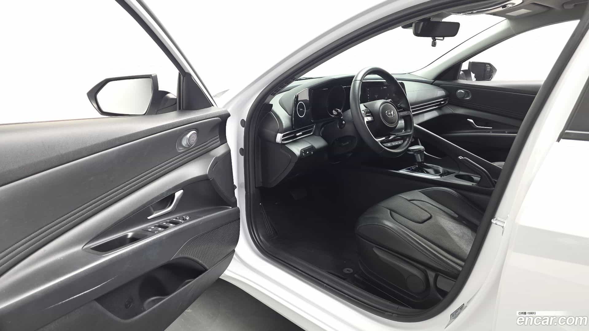 AVANTE Hyundai 2021.7-INNER-010