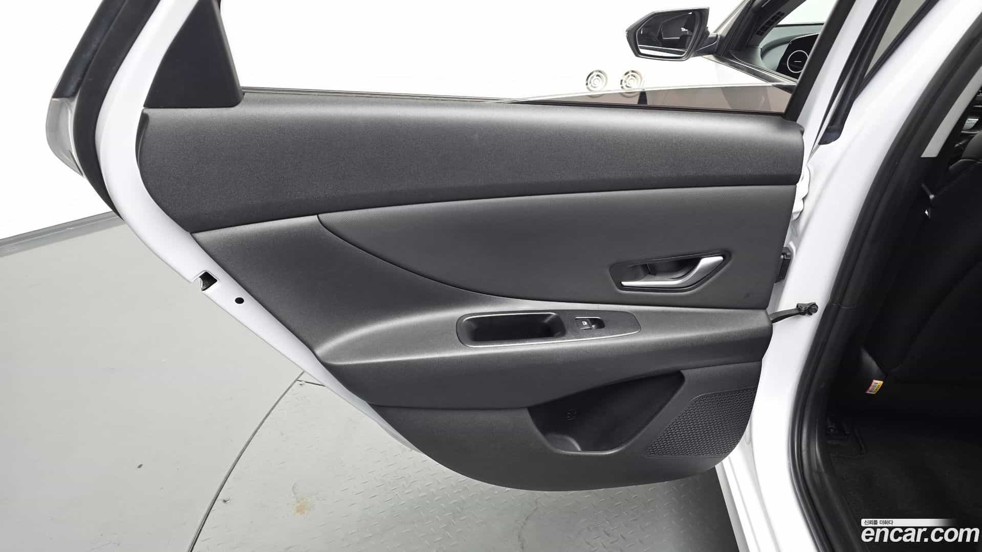 AVANTE Hyundai 2021.7-INNER-034