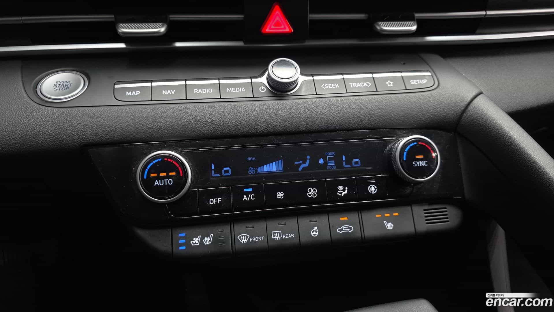 AVANTE Hyundai 2021.7-OPTION-040