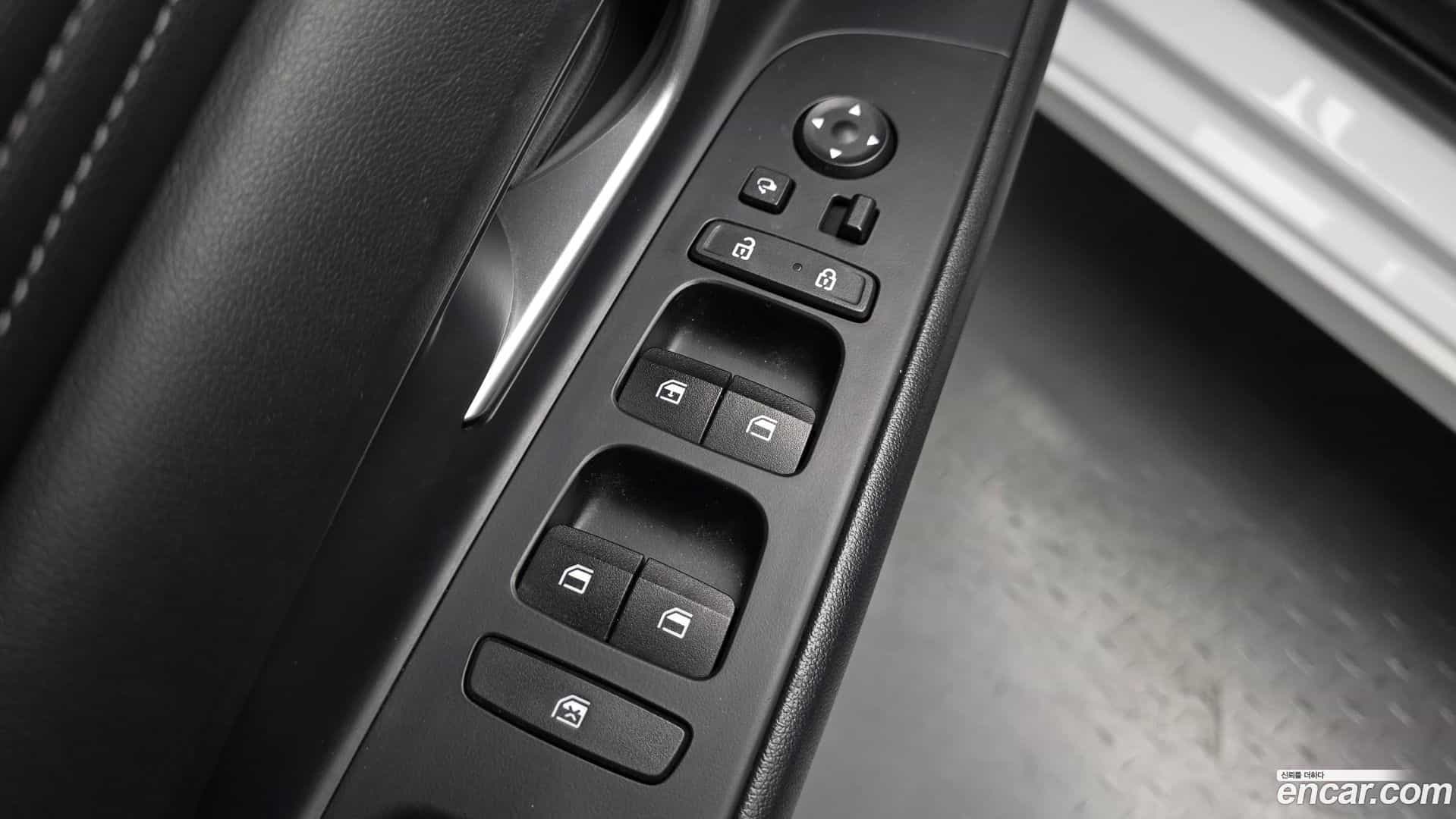 AVANTE Hyundai 2021.7-OPTION-041