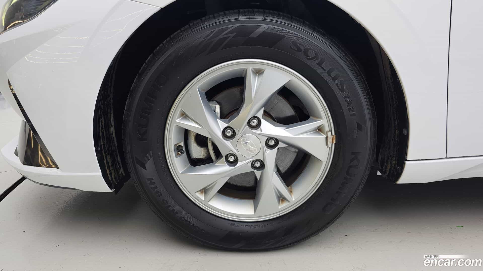 AVANTE Hyundai 2020.6-OUTER-005