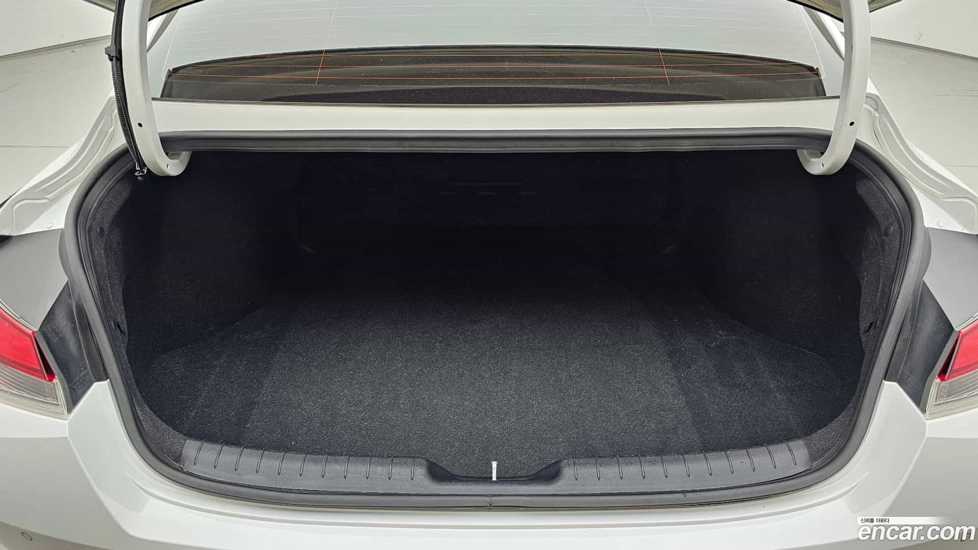 AVANTE Hyundai 2020.6-OPTION-024