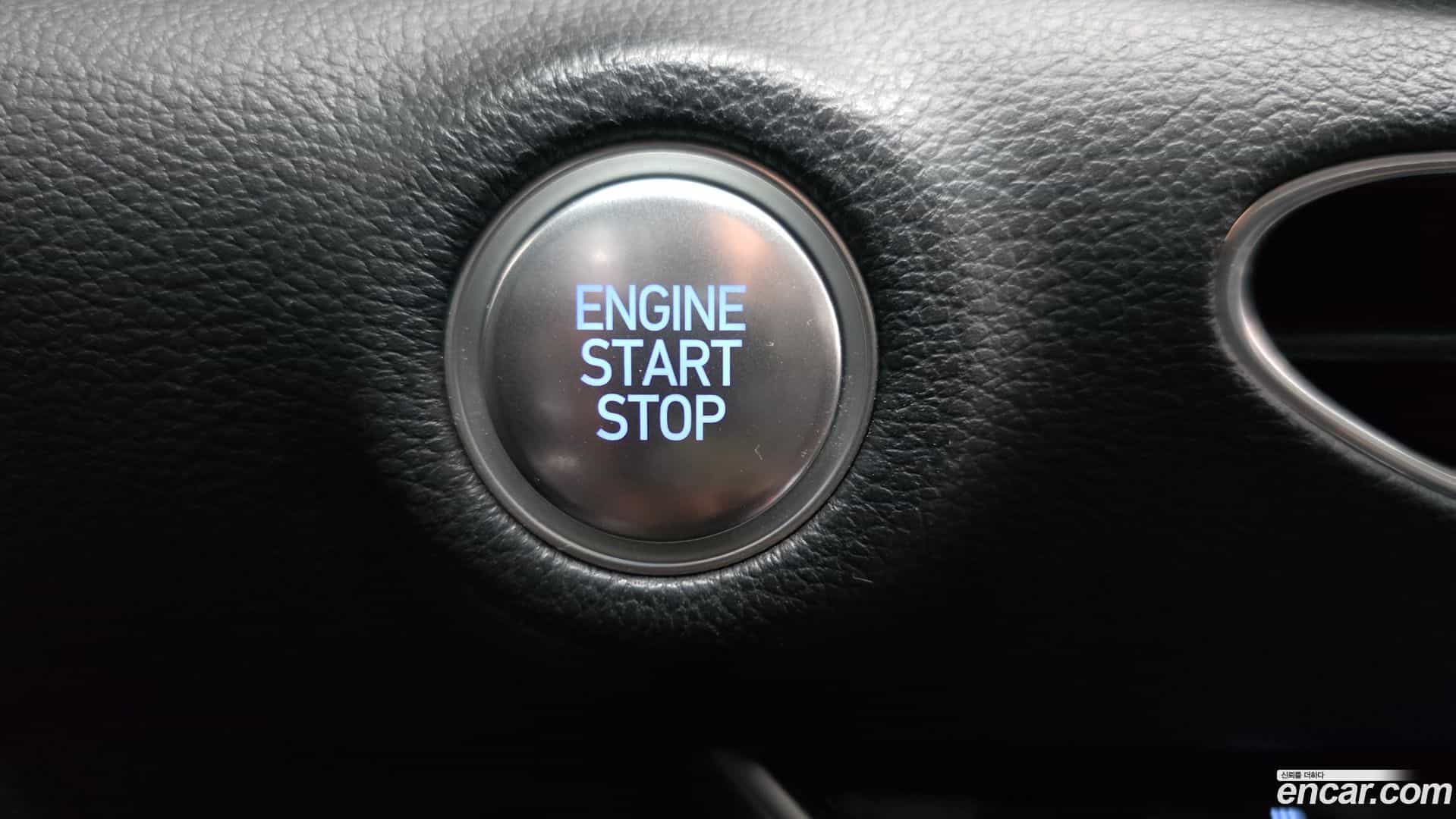 Sonata Hyundai 2019.4-OPTION-023