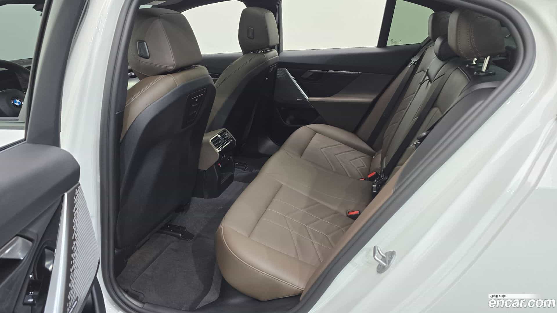 5-Series BMW 2025.8-OPTION-015