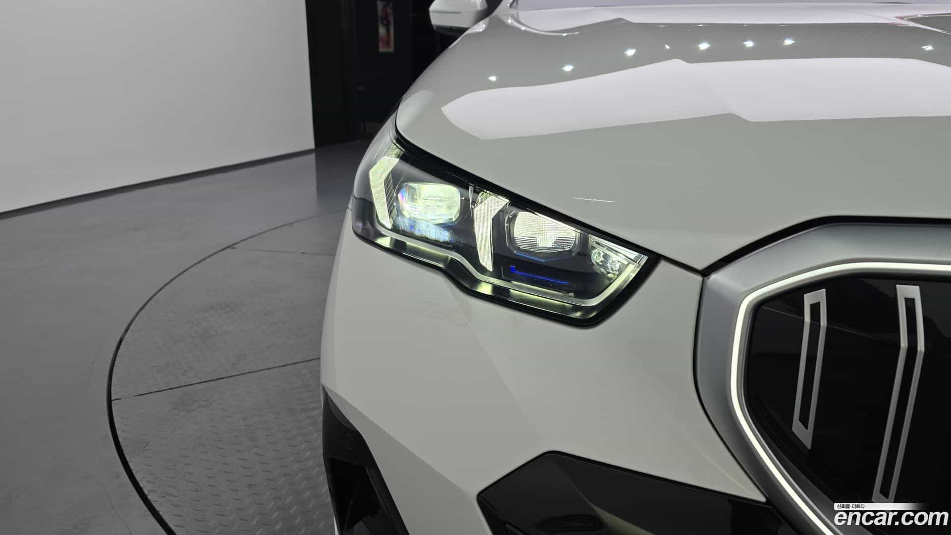 5-Series BMW 2025.8-OUTER-032