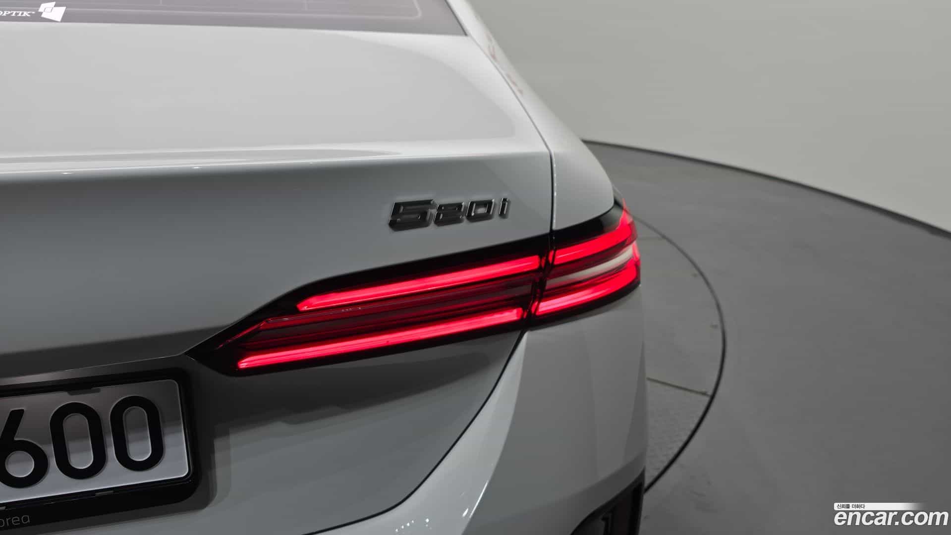 5-Series BMW 2025.8-OUTER-033