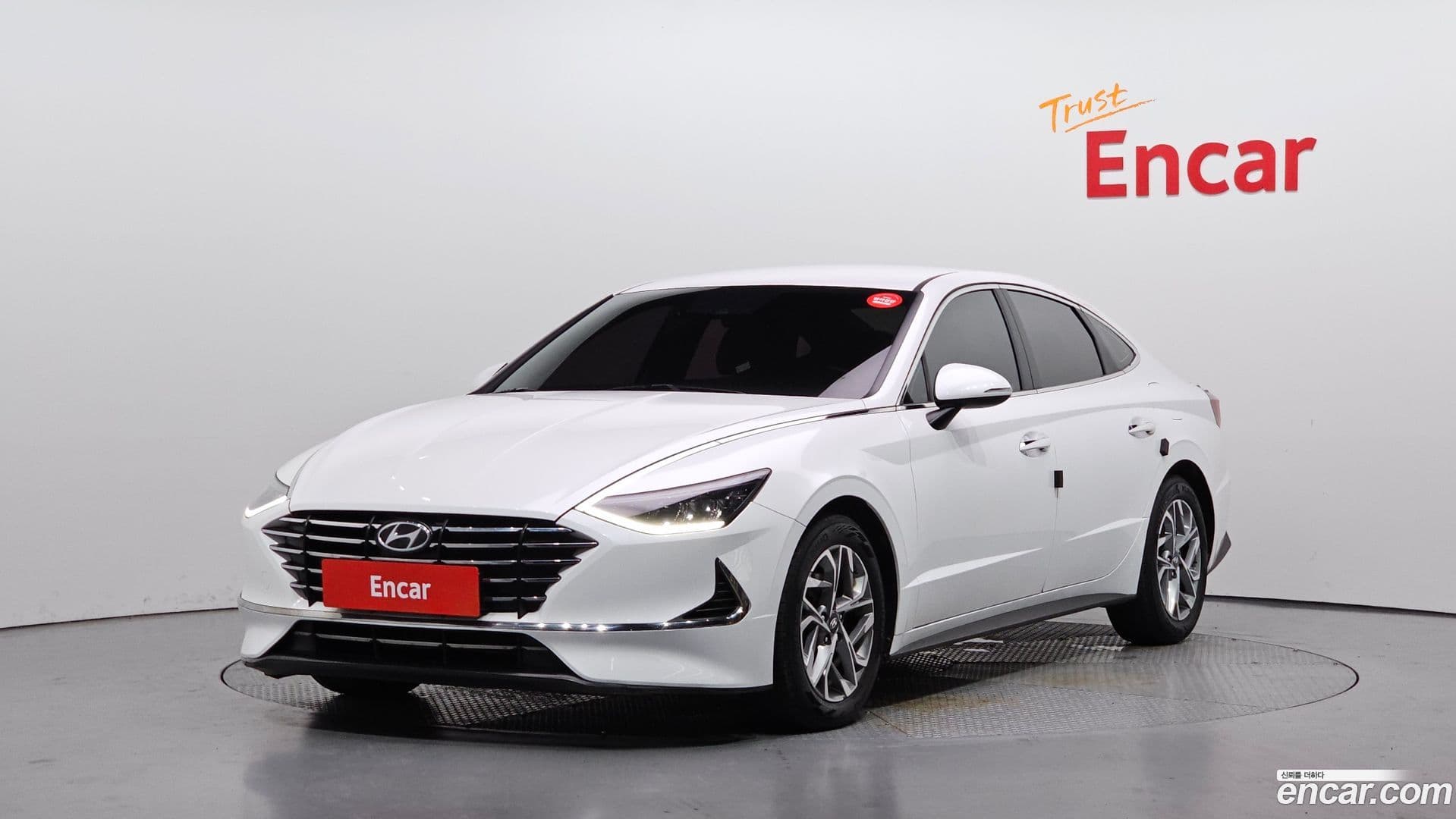 Main__Slider__Photo:Sonata Hyundai 2020.8-0