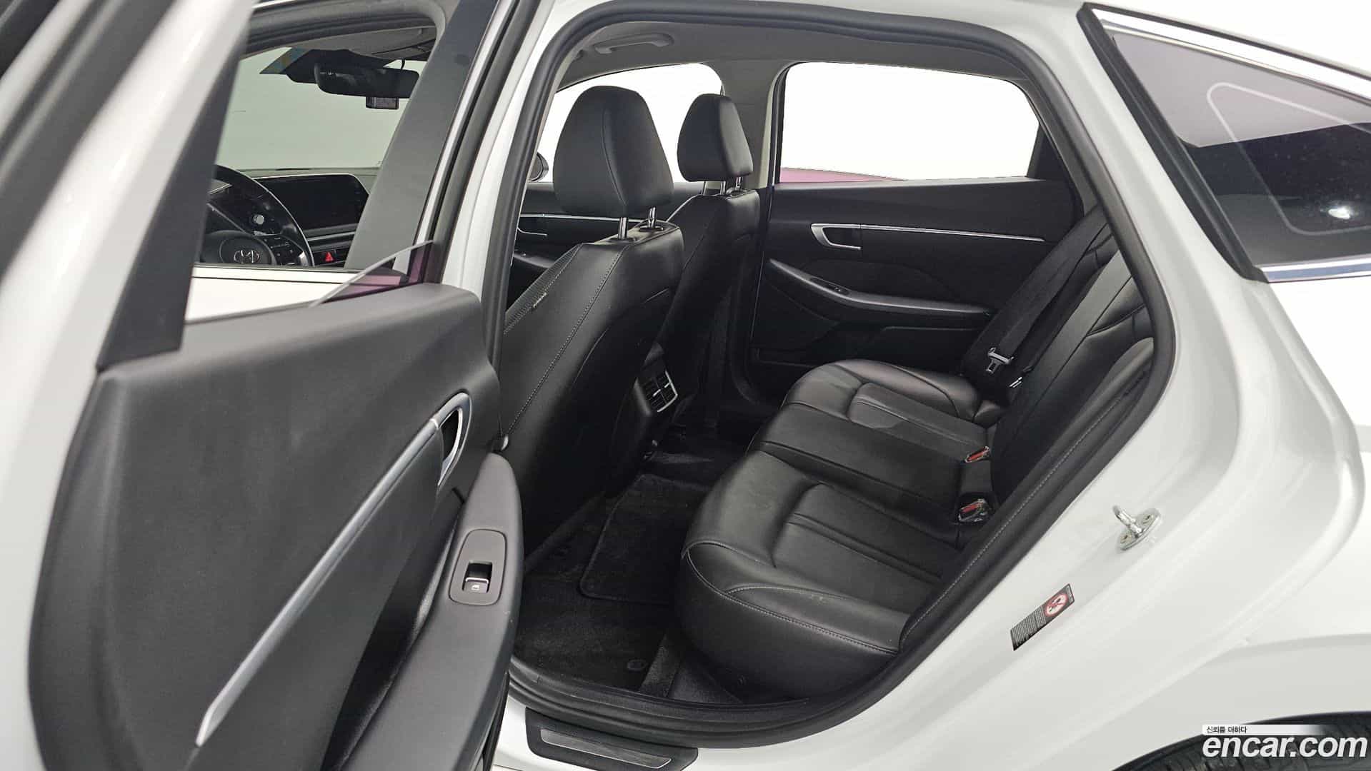 Sonata Hyundai 2020.8-OPTION-023