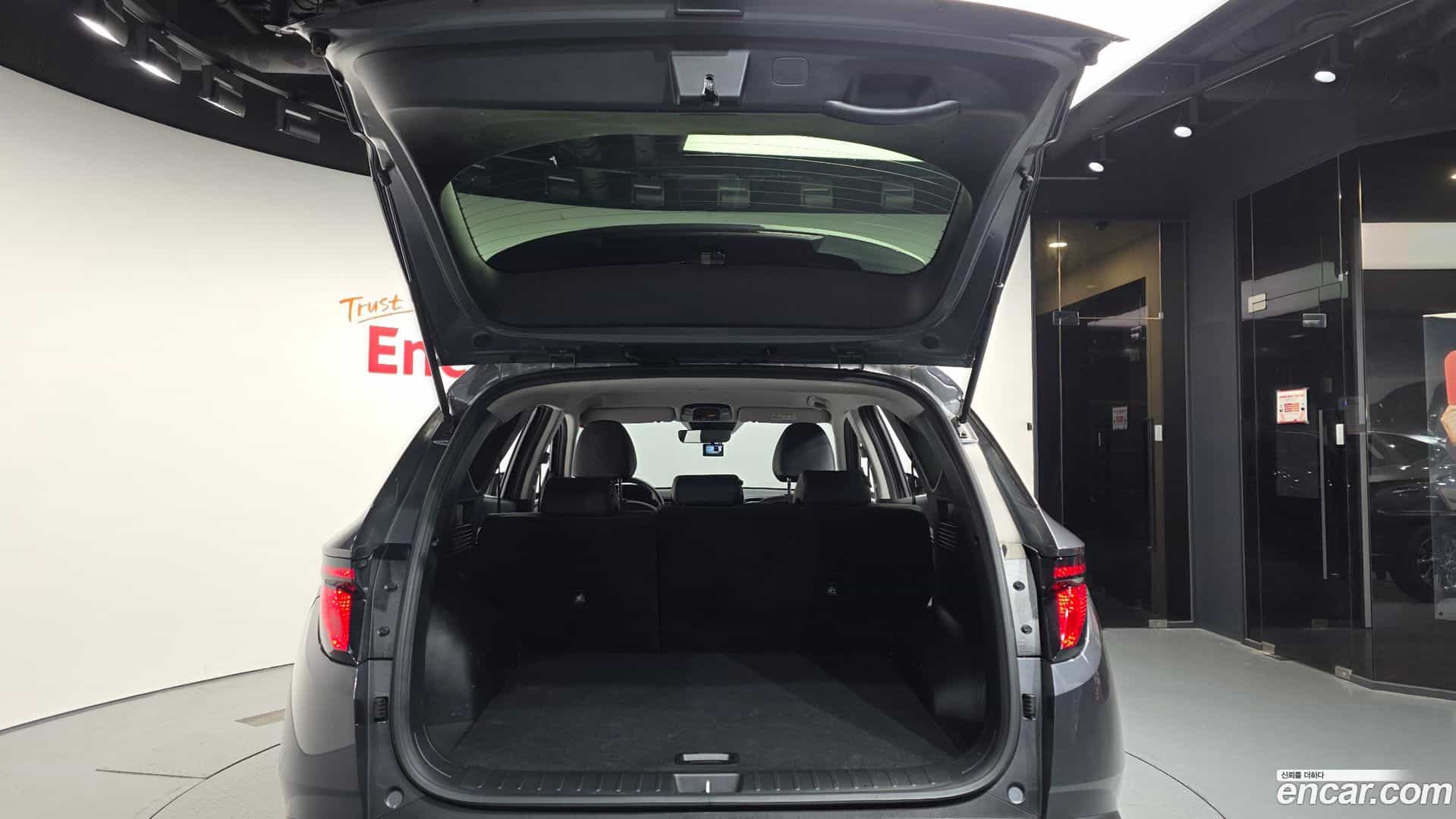 Tucson Hyundai 2023.6-OPTION-024