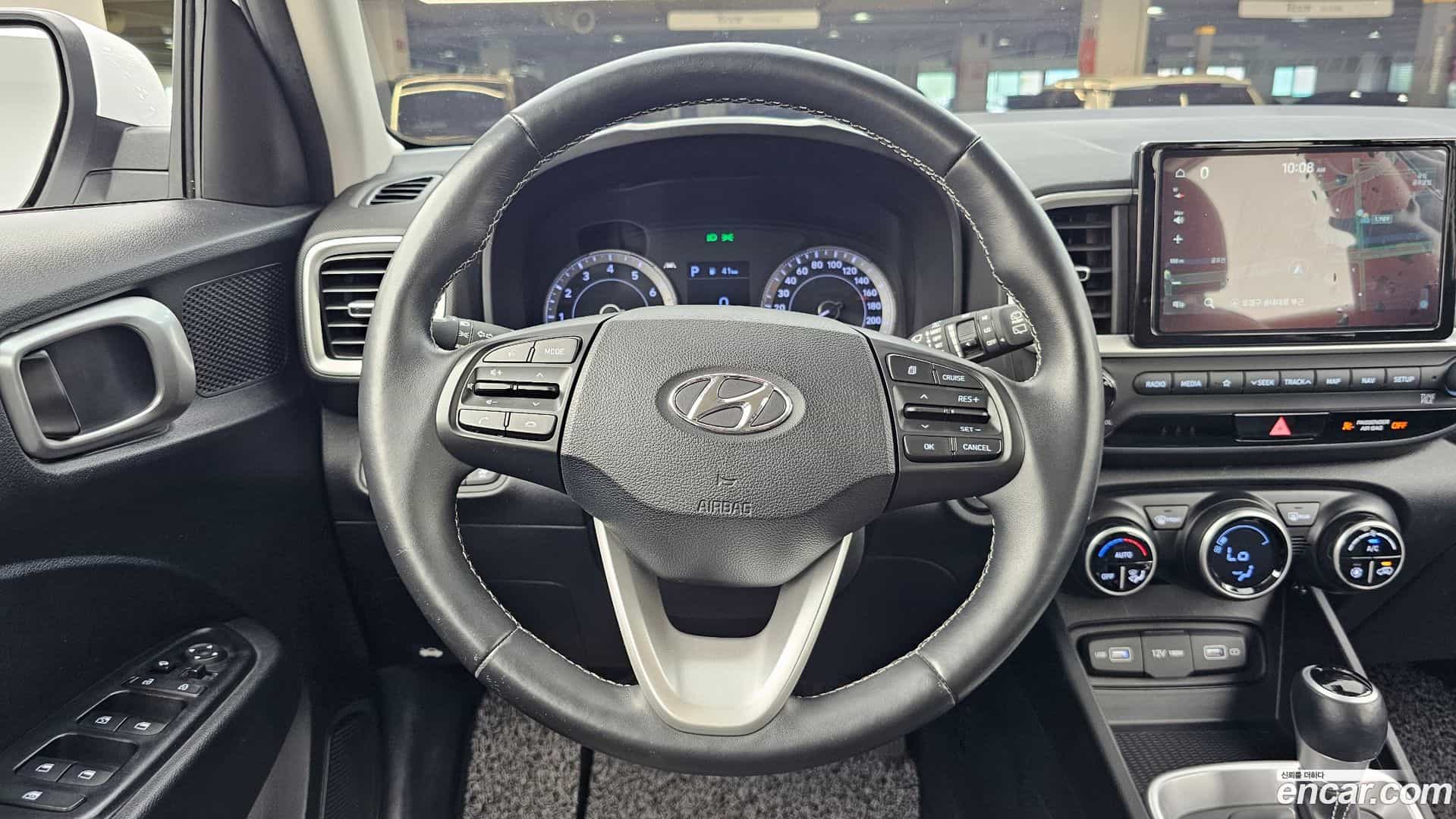 Venue Hyundai 2022.3-OPTION-017