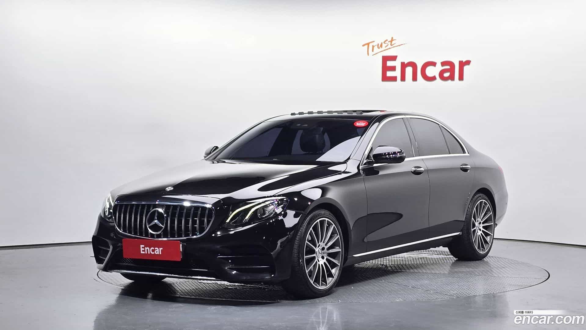 E-Class Mercedes-Benz 2017.8-OUTER-001