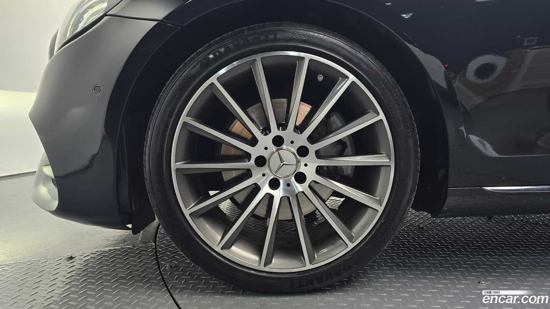 E-Class Mercedes-Benz 2017.8-OUTER-005