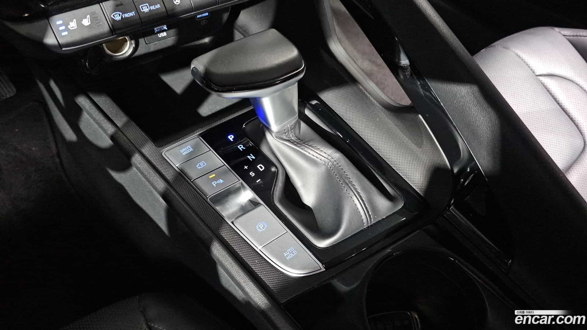 AVANTE Hyundai 2020.3-INNER-009