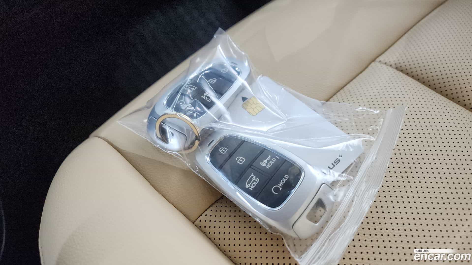 Staria Hyundai 2022.7-OPTION-020