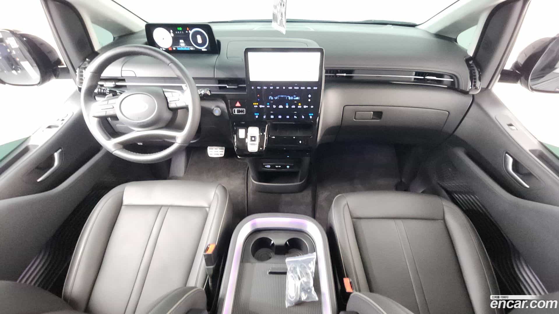 Staria Hyundai 2025.3-INNER-007