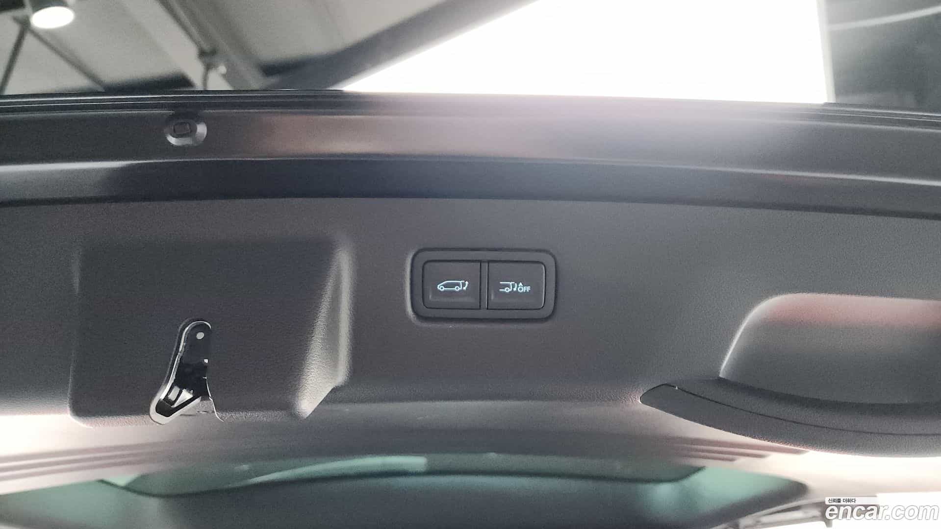 Staria Hyundai 2025.3-OPTION-021