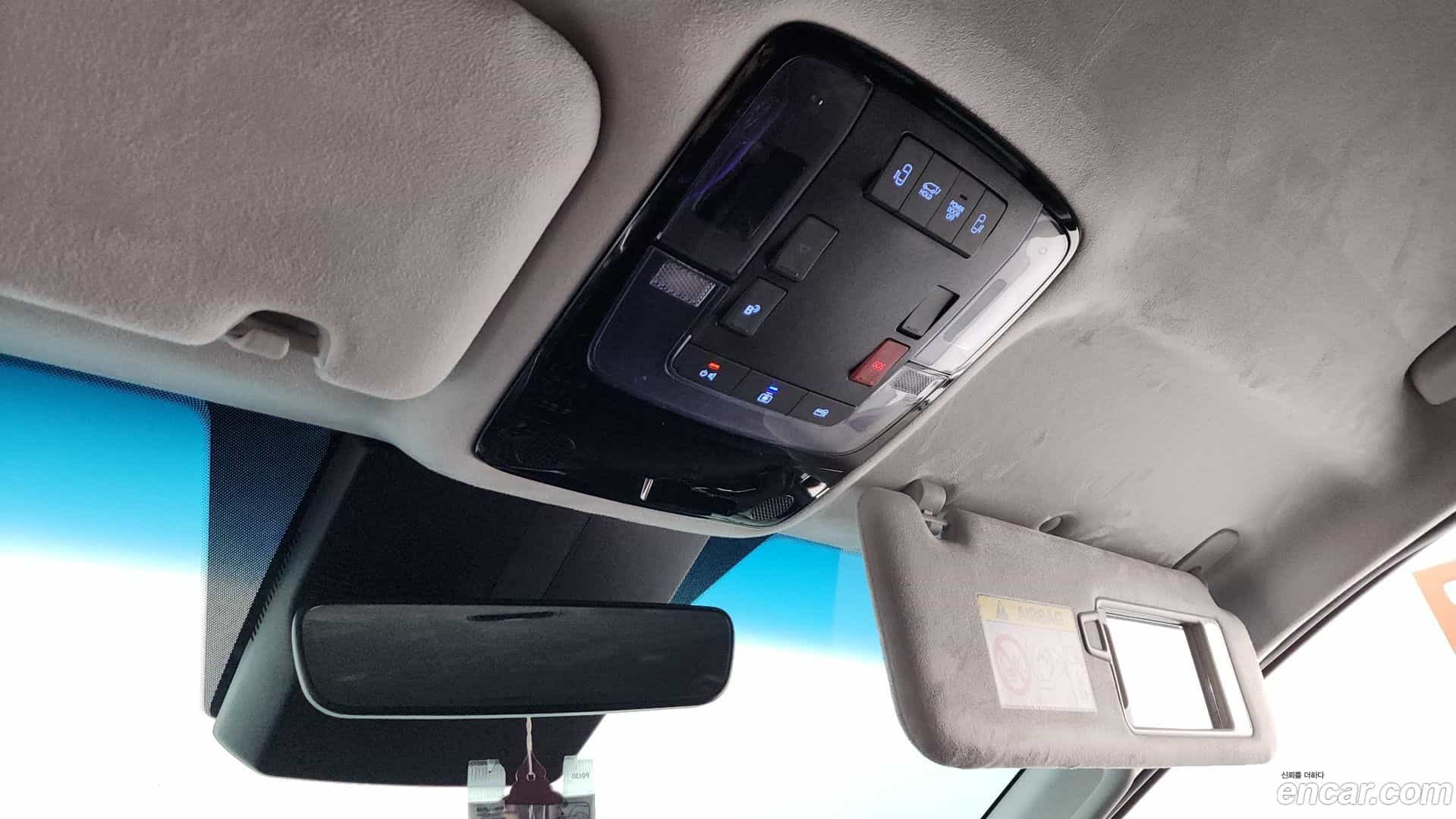 Staria Hyundai 2025.3-OPTION-024