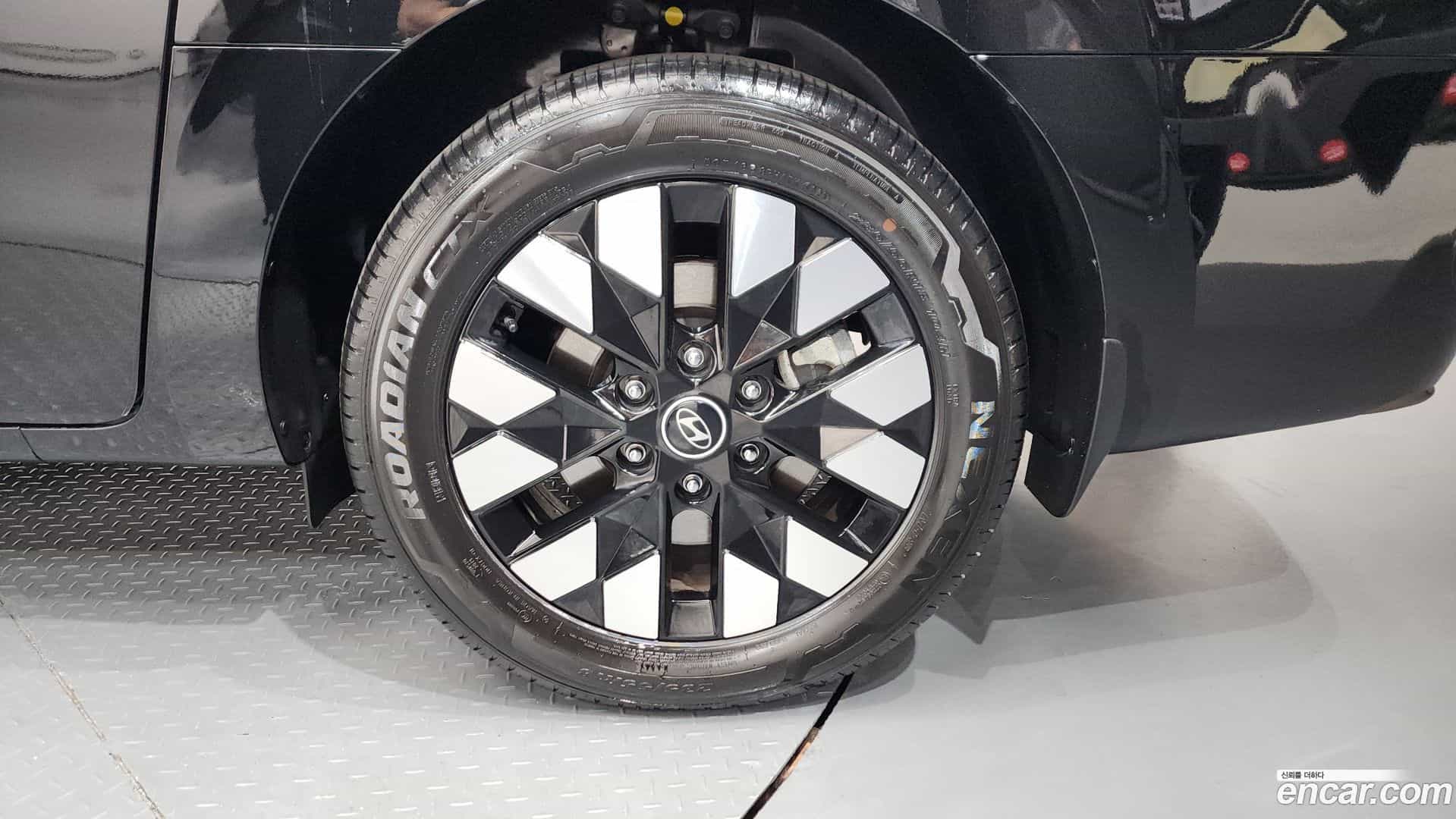 Staria Hyundai 2025.3-OUTER-031