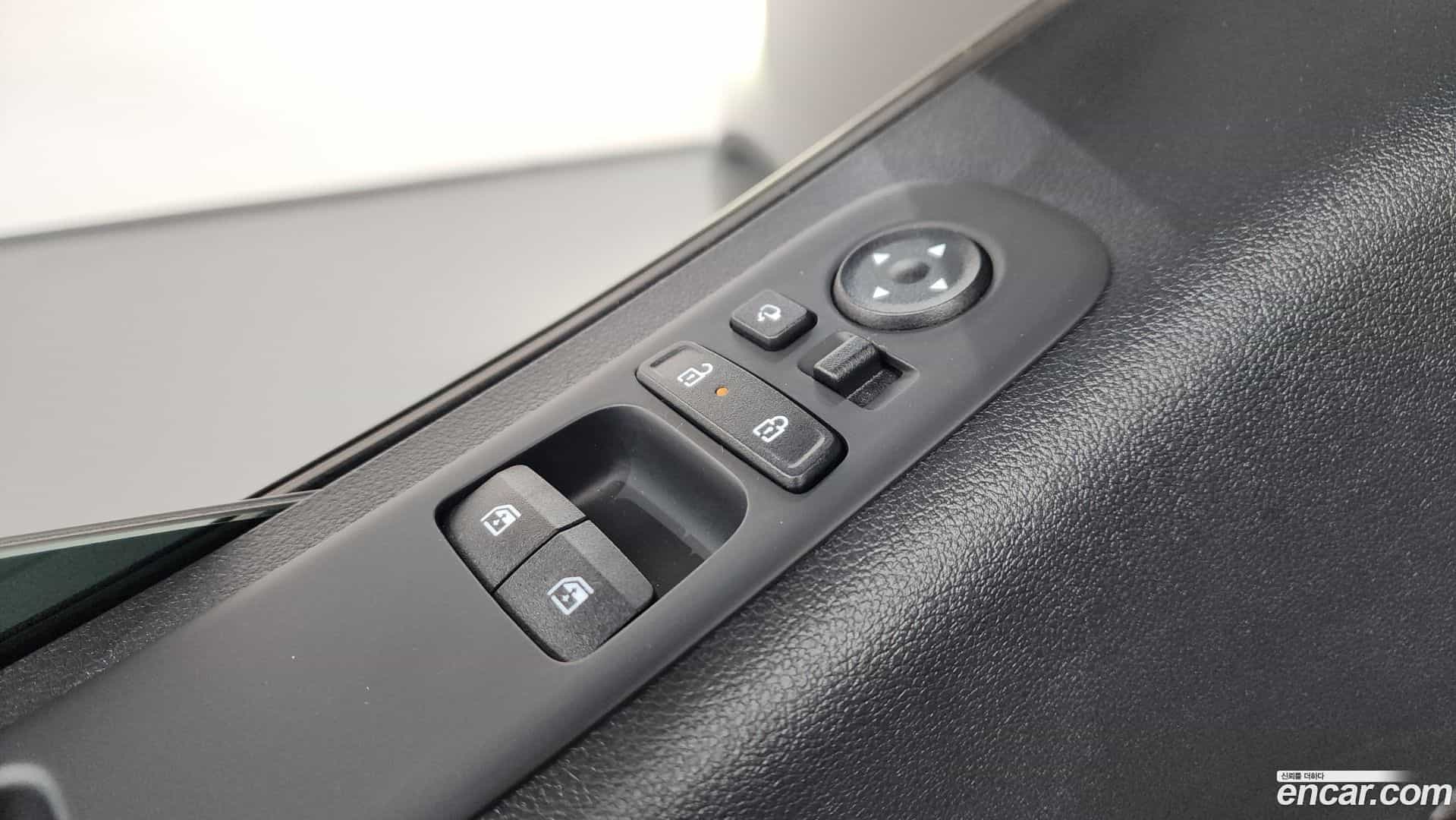 Staria Hyundai 2025.3-OPTION-043
