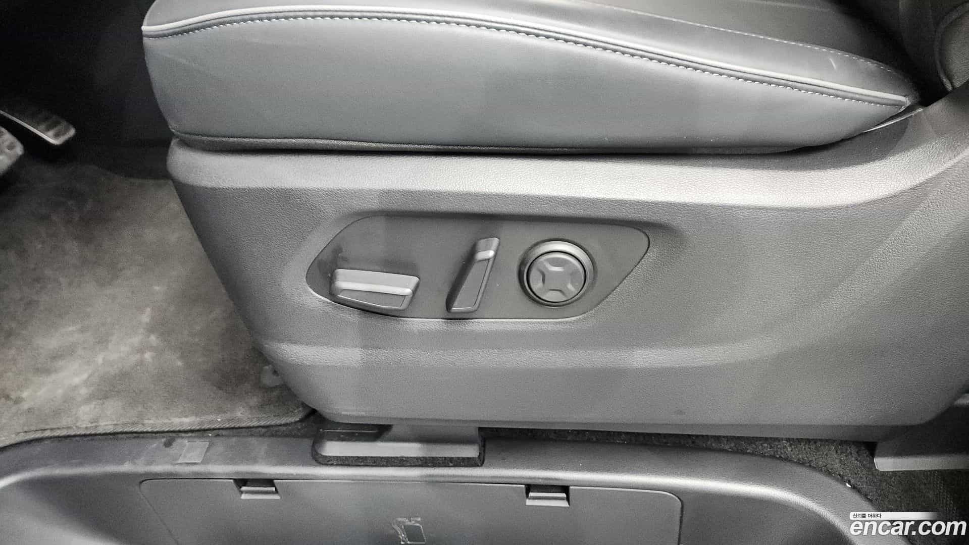 Staria Hyundai 2025.3-OPTION-044