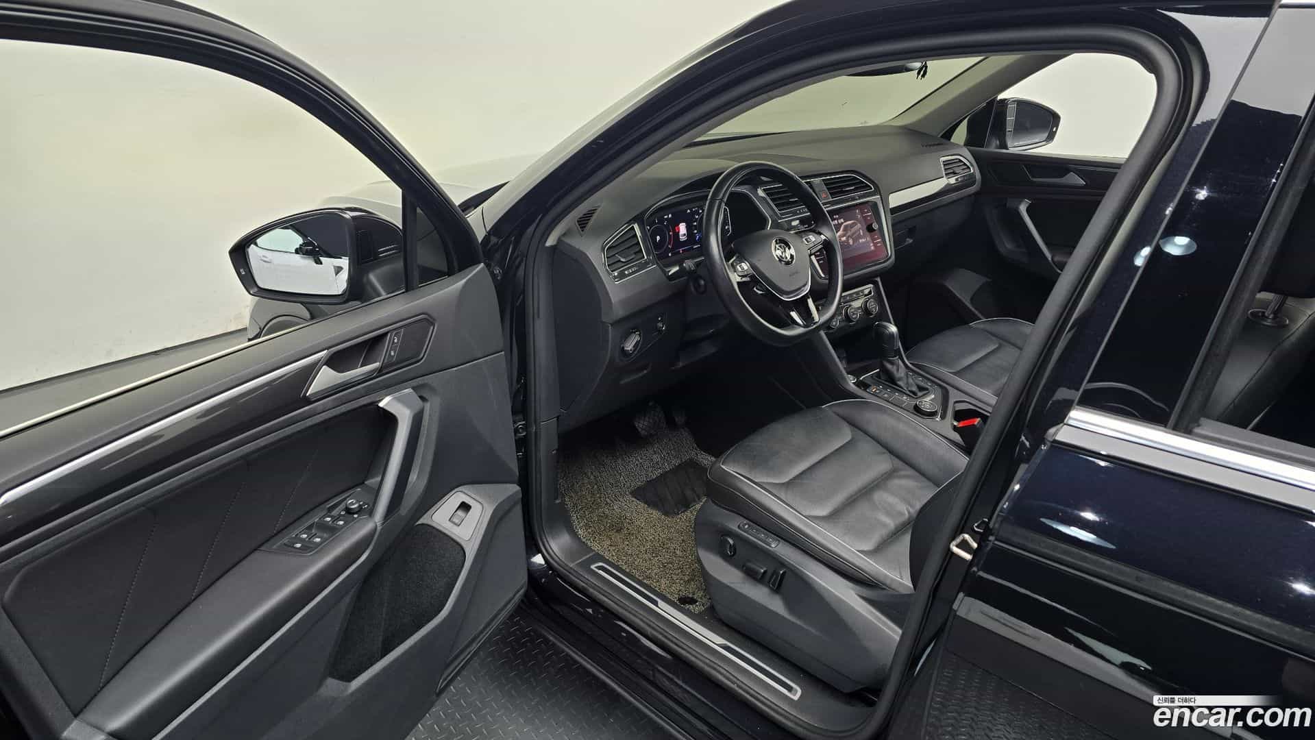 Tiguan Volkswagen 2020.7-OPTION-015