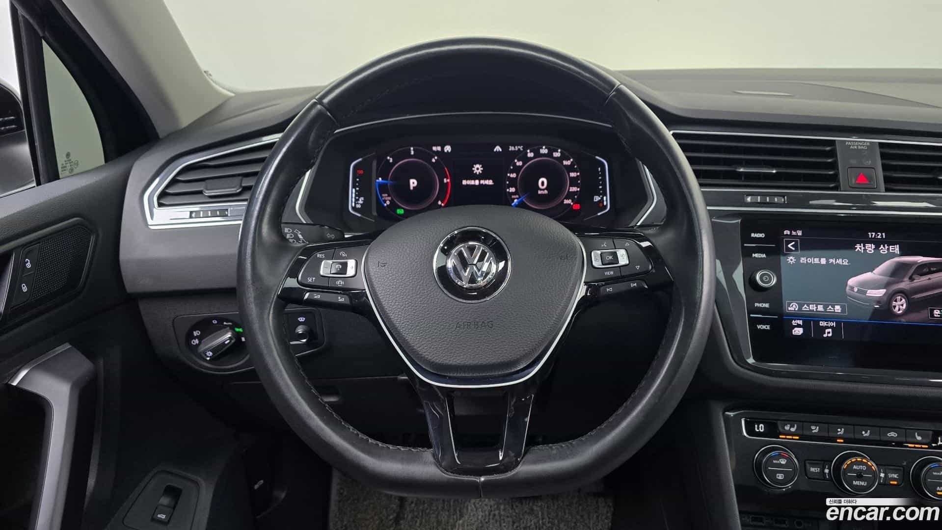 Tiguan Volkswagen 2020.7-OPTION-017